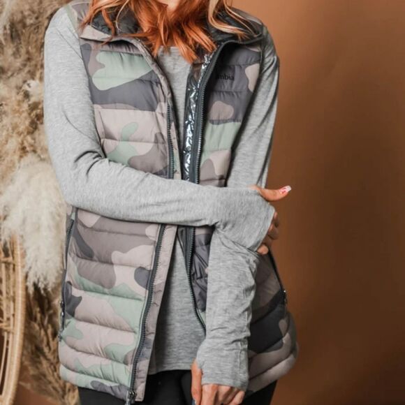 Columbia Jackets & Blazers - Columbia Camo Puffer Vest
